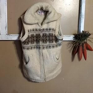 Brown bison pure vigin wool sweater vest